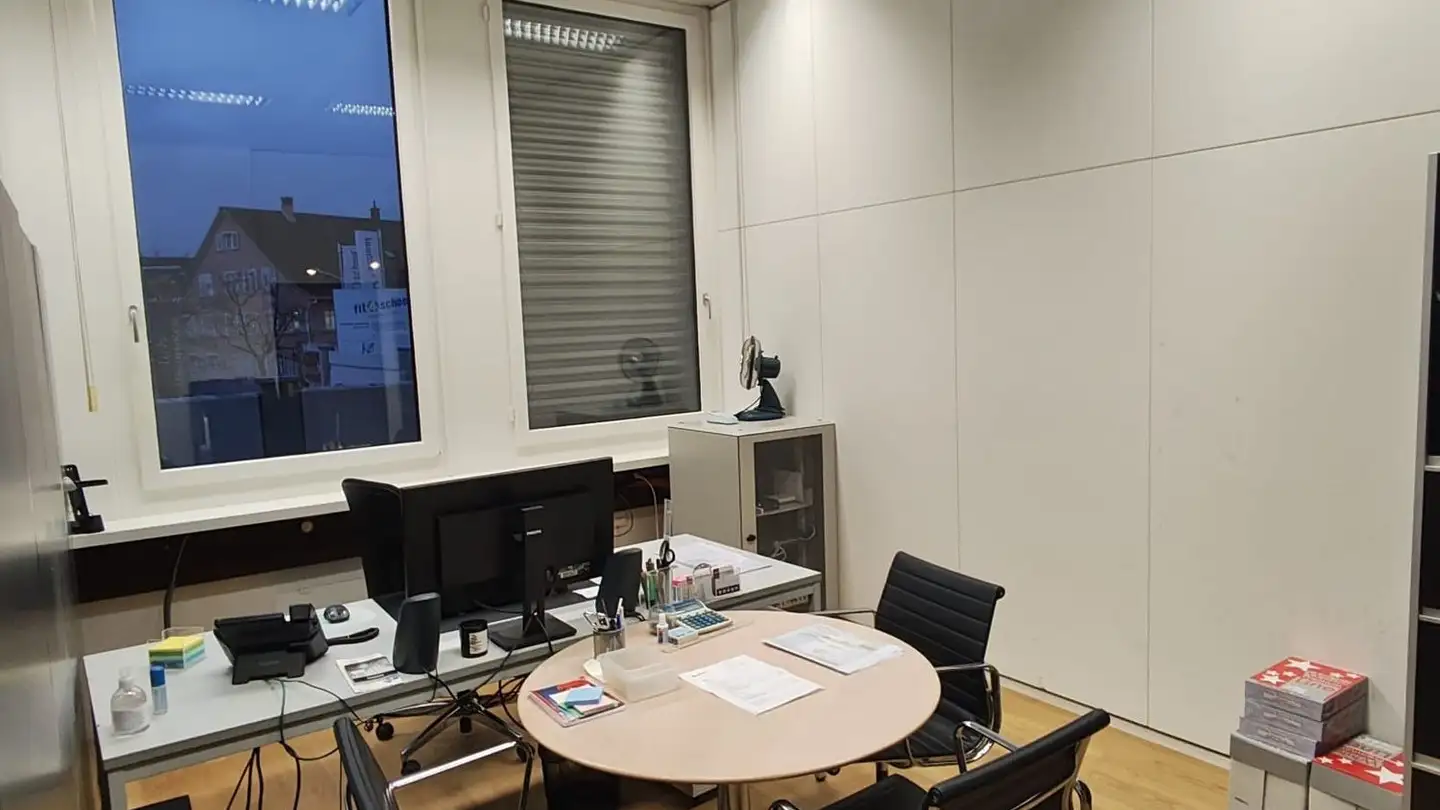 Kaufhaus mieten - Schaffhauserstrasse 138, 8302 Kloten - Foto 3