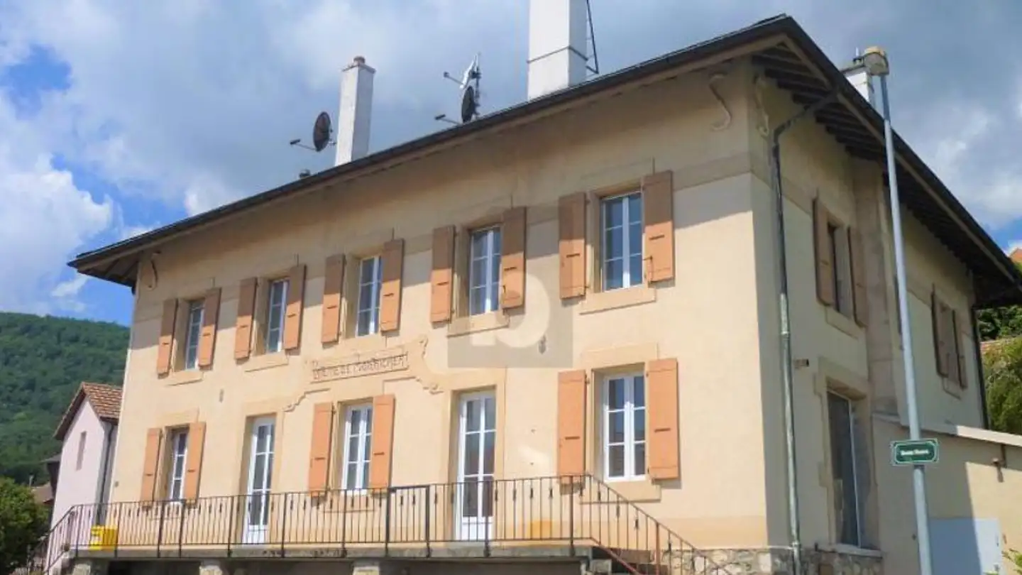 Apartment for rent - 1147 Montricher