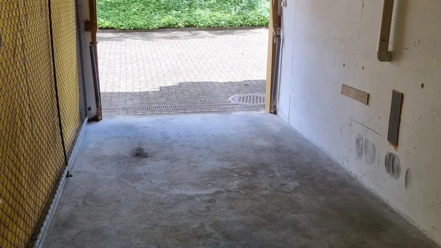 Parkplatz im Freien mieten - Bachtobelstrasse 60, 8045 Zürich
