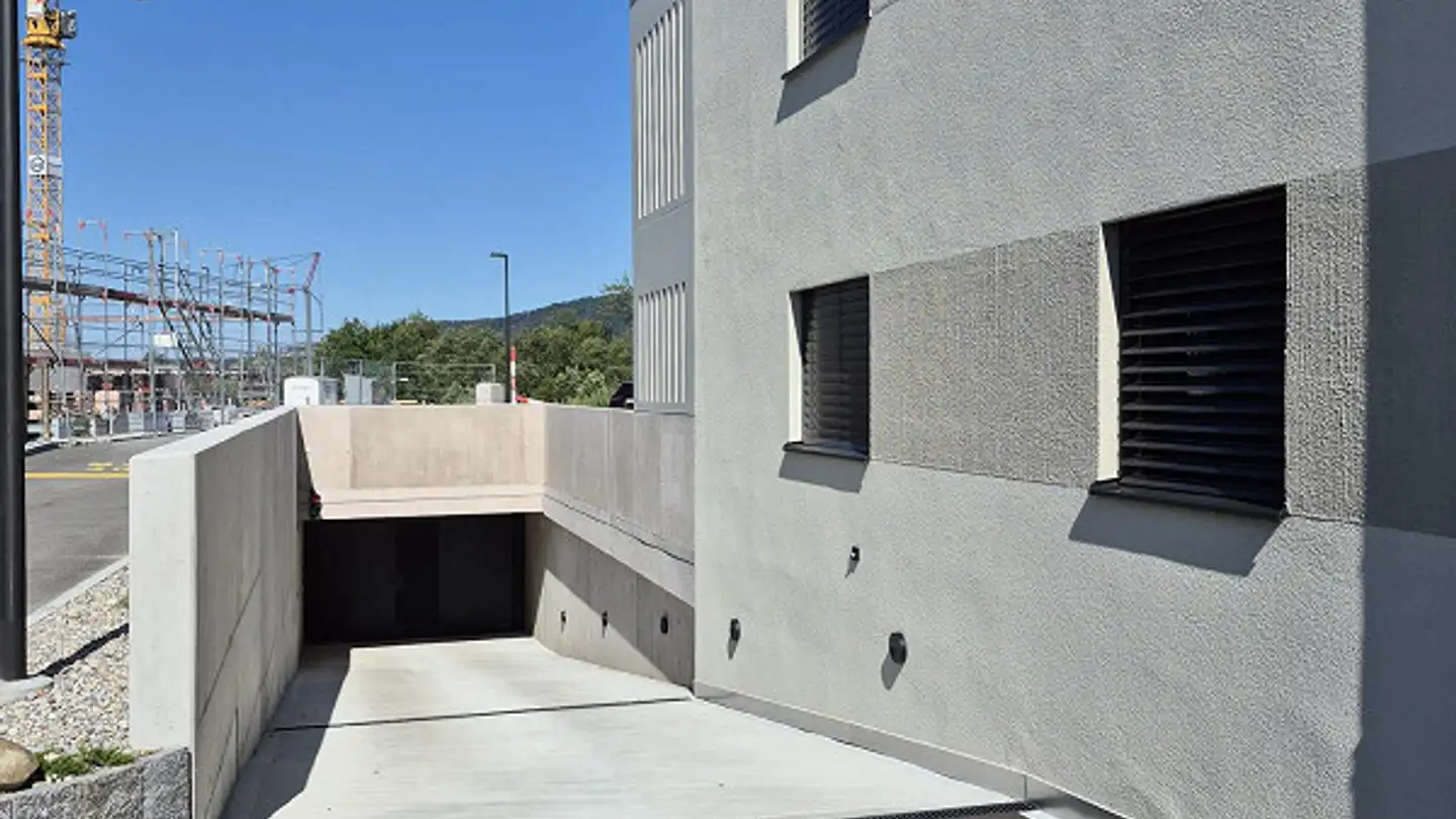 Place de parking souterraine à louer - Webereistrasse 10, 9247 Henau