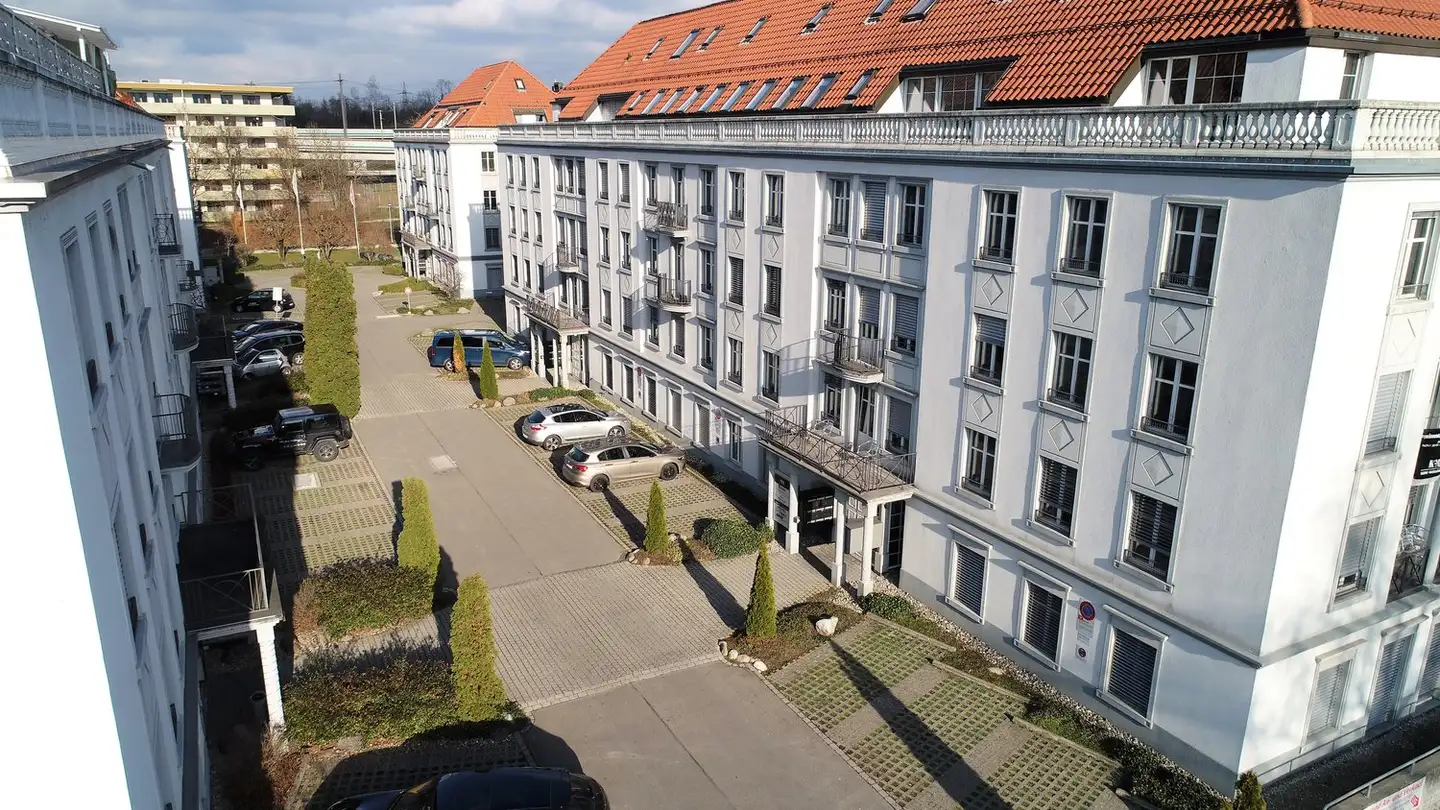 Spazio ufficio in affitto - Ueberlandstrasse 111, 8600 Dübendorf