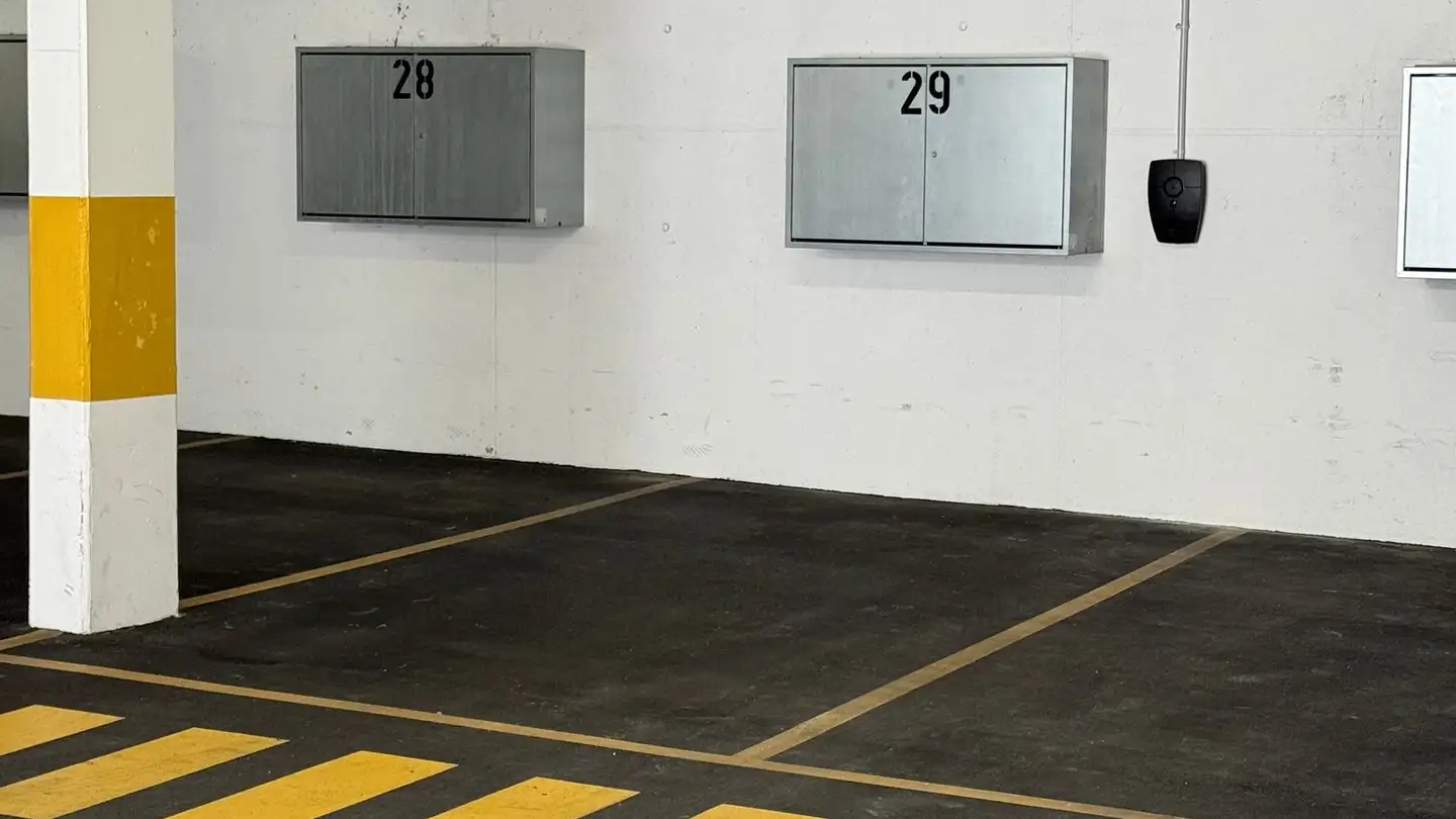 Underground parking space for rent - Hinterbächlistrasse 6, 5452 Oberrohrdorf - Photo 2