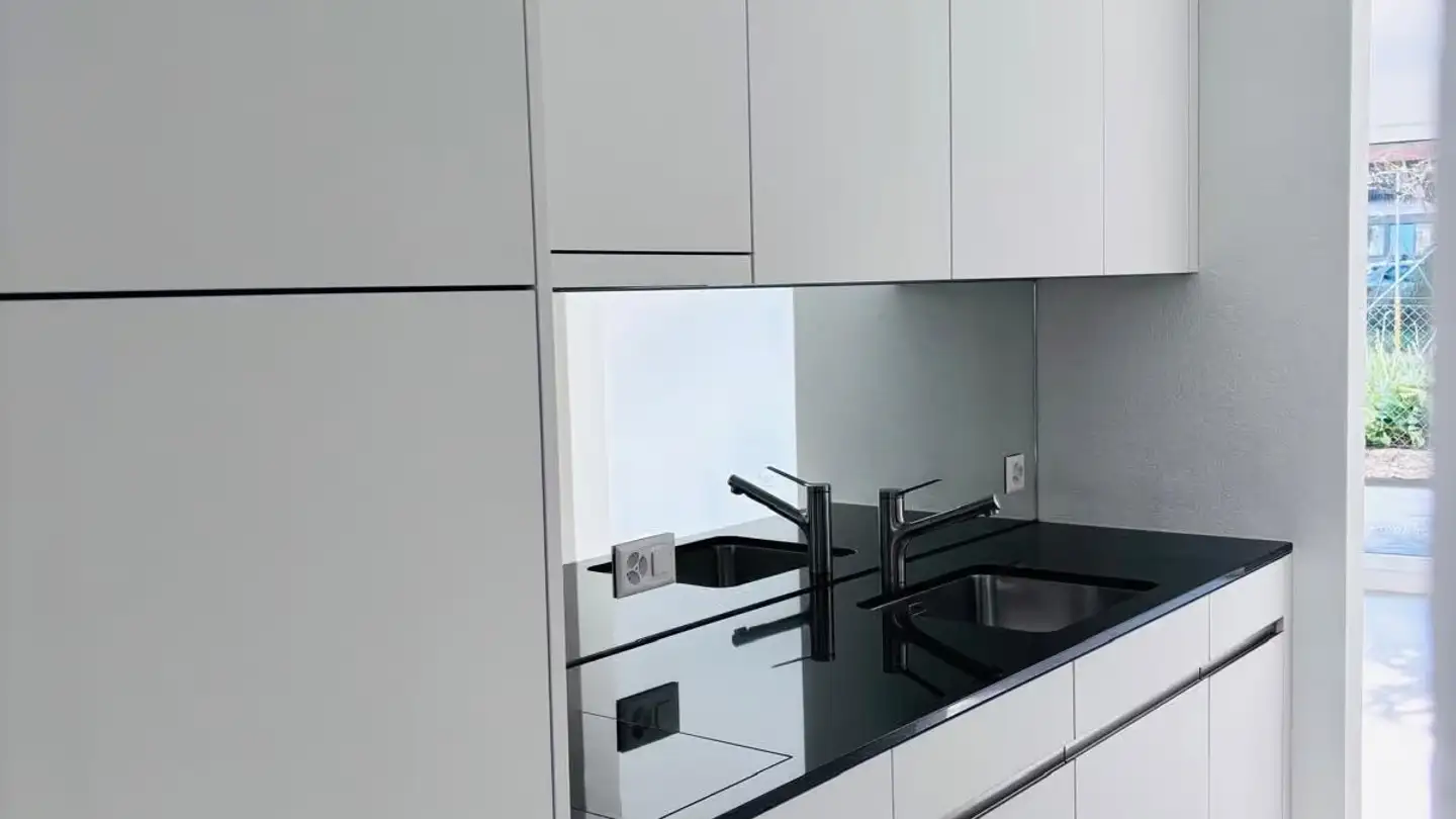 Commercial à louer - Neugüetliweg 13, 8806 Bäch SZ - Photo 3