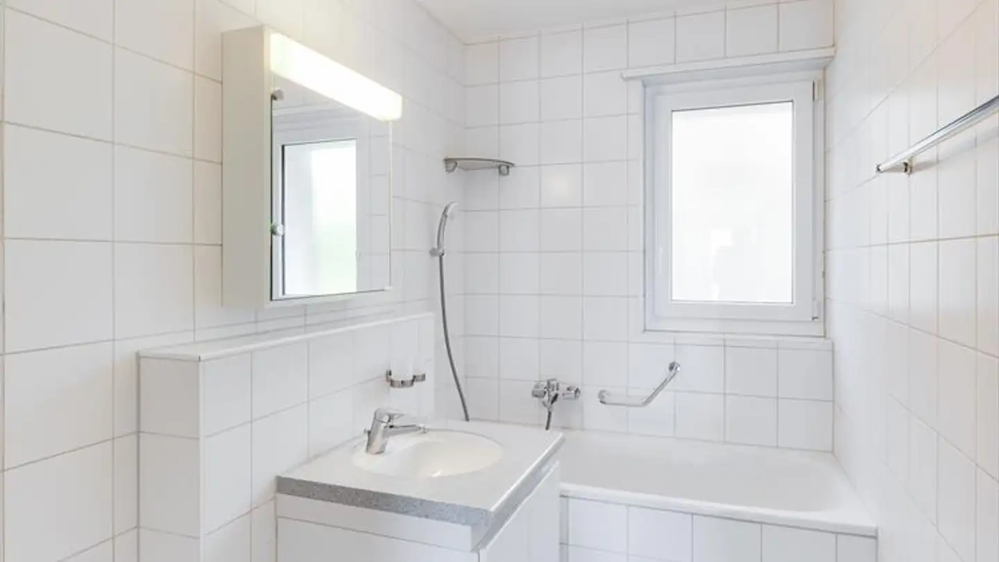 Appartamento in affitto - Route De La Montagne-De-Diesse / Tessenbergstrasse 59a, 2505 Biel/Bienne - Photo 4