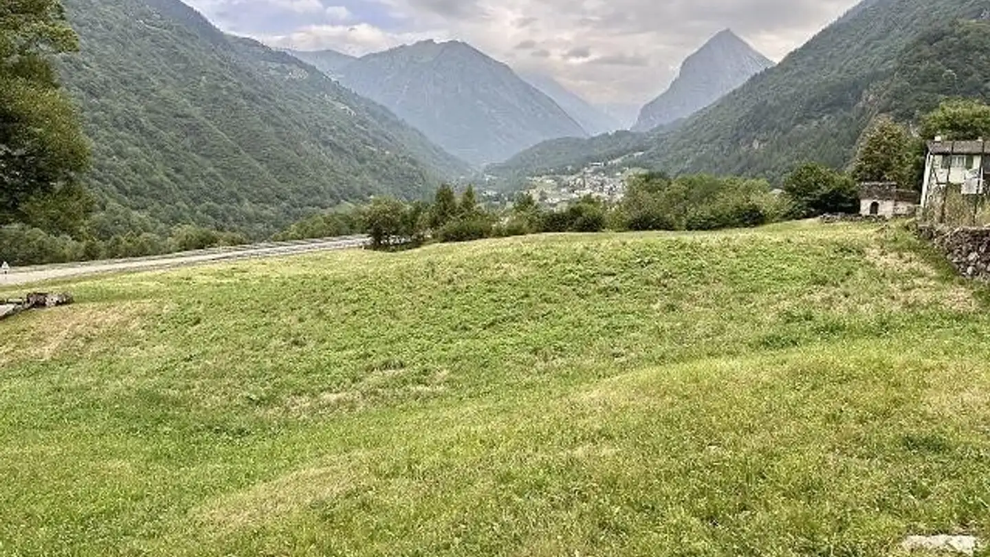 Constructible plot for sale - 6717 Torre