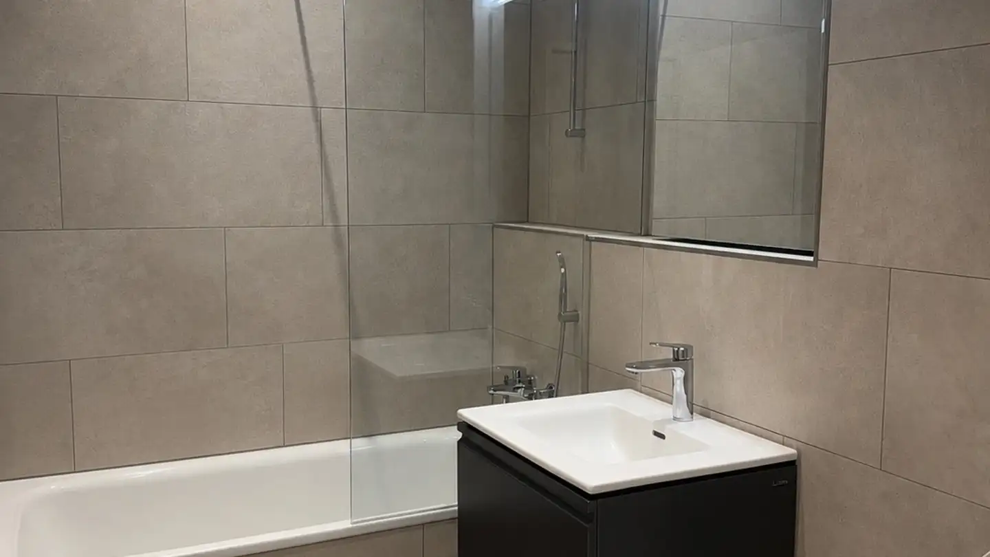 Apartment for rent - 8854 Siebnen - Photo 2