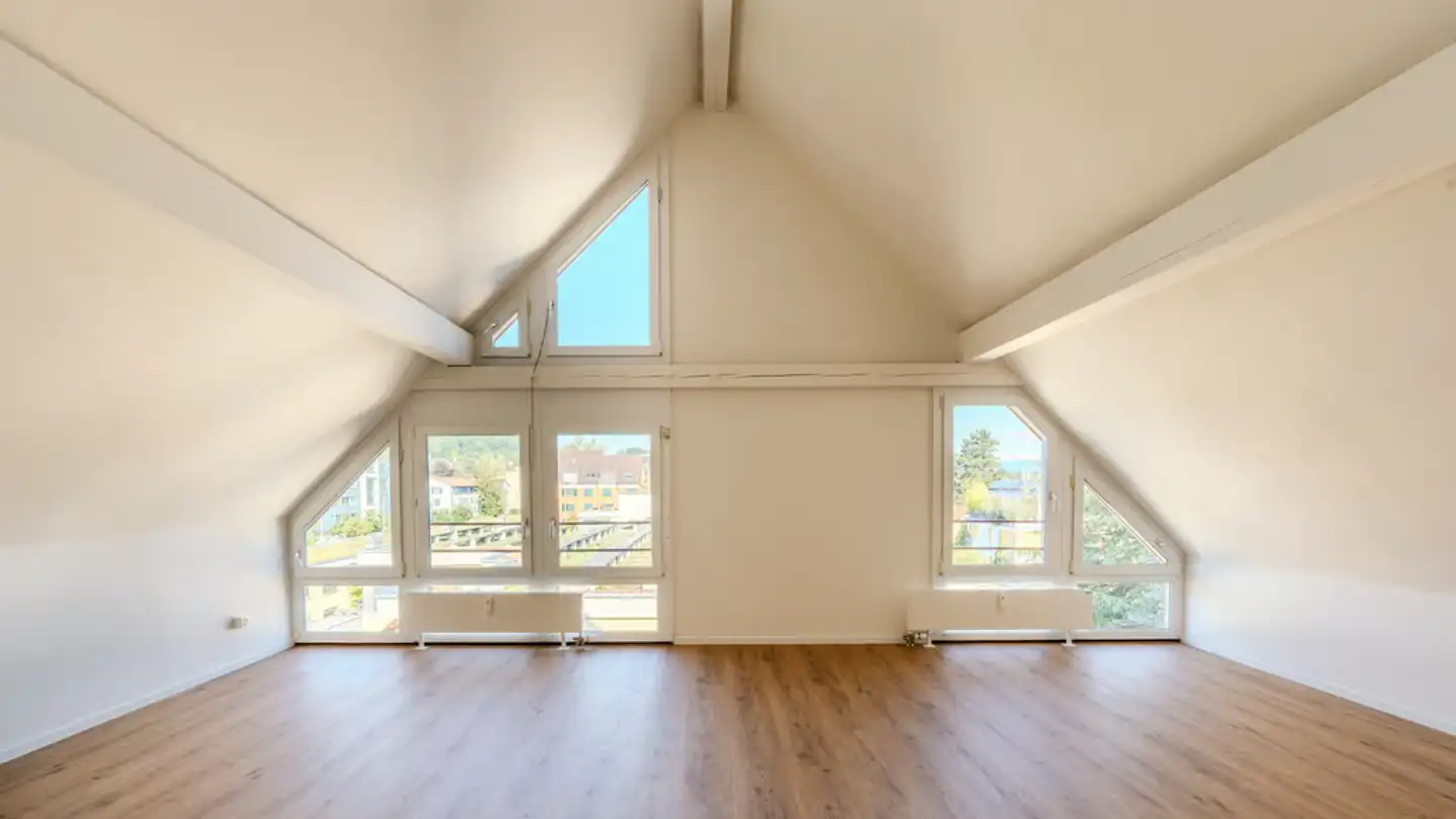 Commercial à louer - Affolternstrasse 115, 8050 Zürich