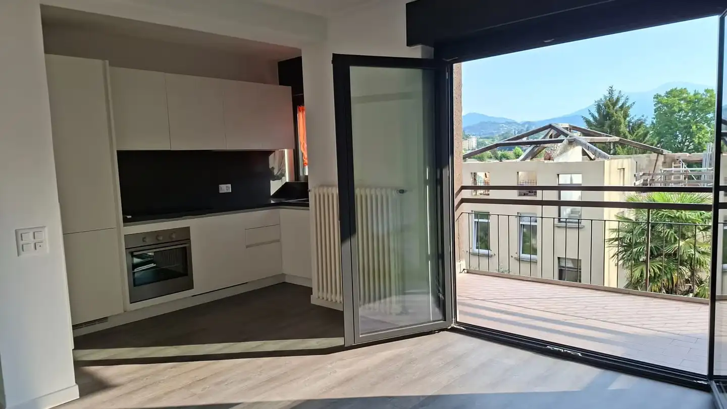 Apartment for rent - Via Luciano Zuccoli 15, 6900 Paradiso