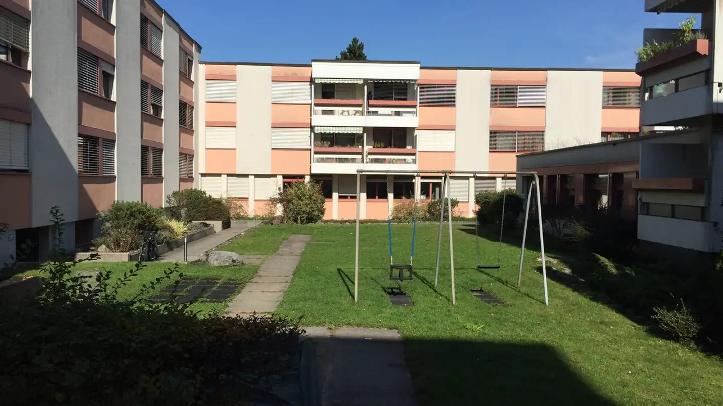 Überdachter Motorradparkplatz mieten - Fellenbergstrasse, 8047 Zürich - Foto 2