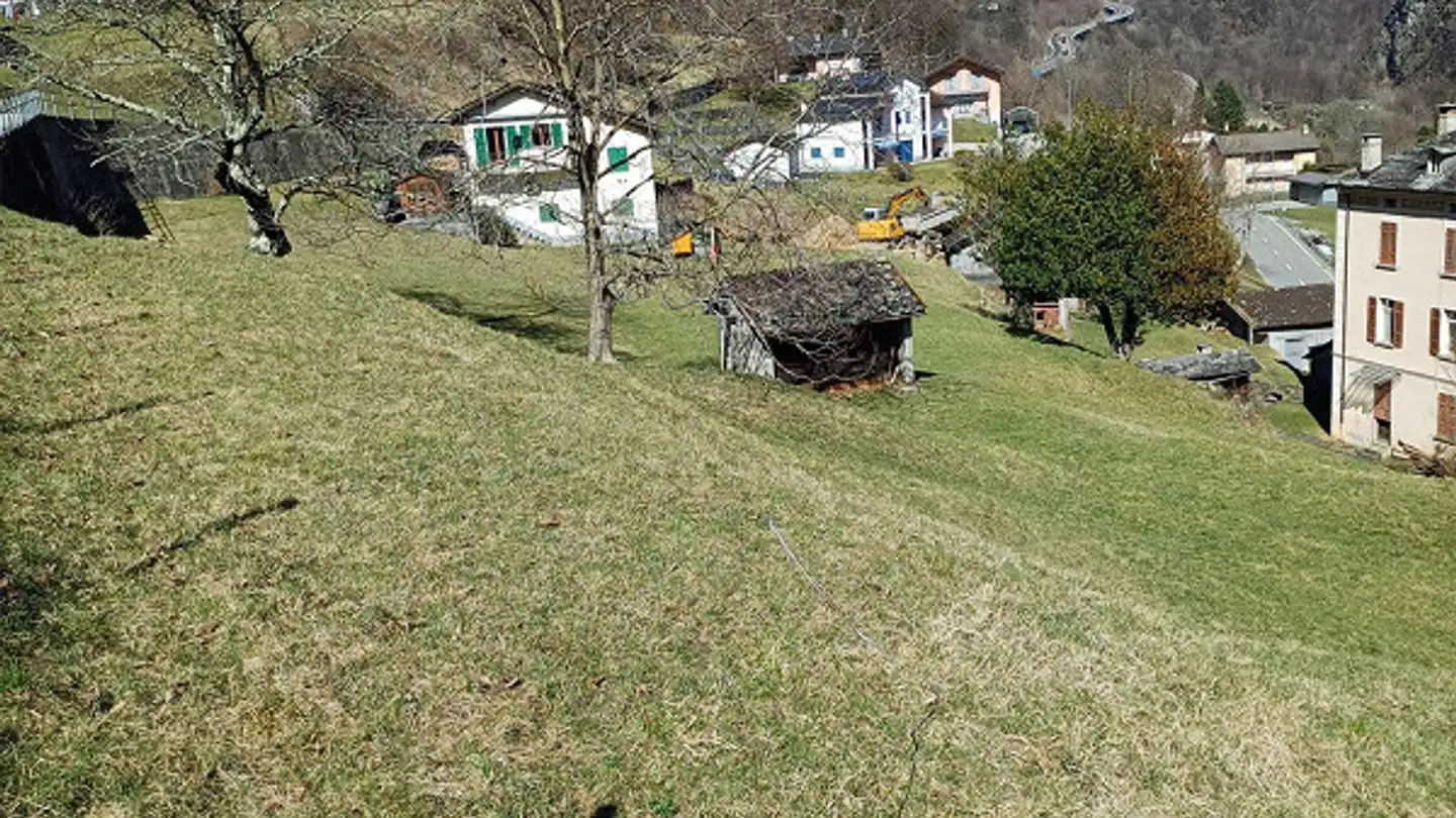 Terrain constructible à vendre - 6562 Soazza