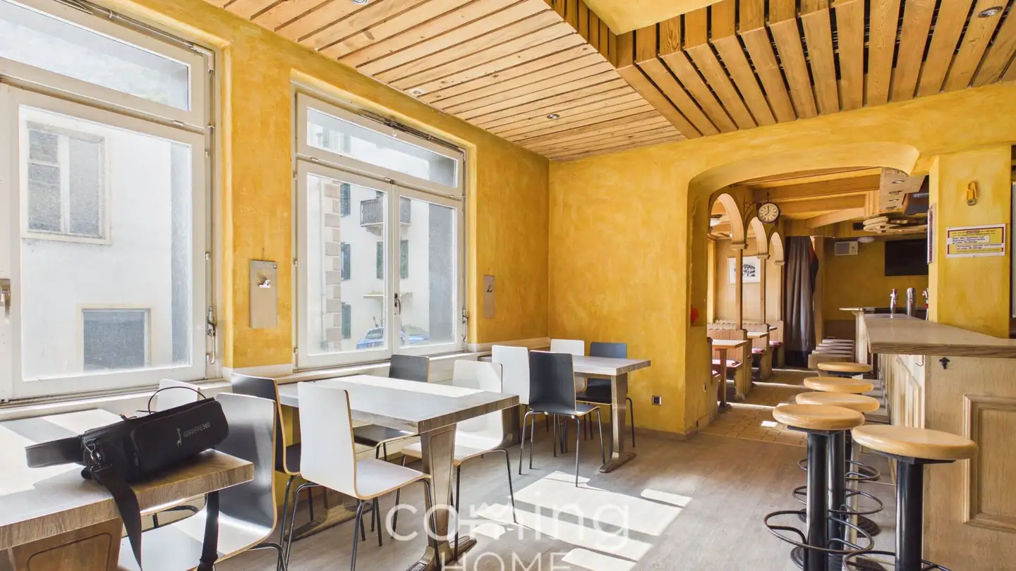 Restaurant for rent - 3922 Stalden VS - Photo 4