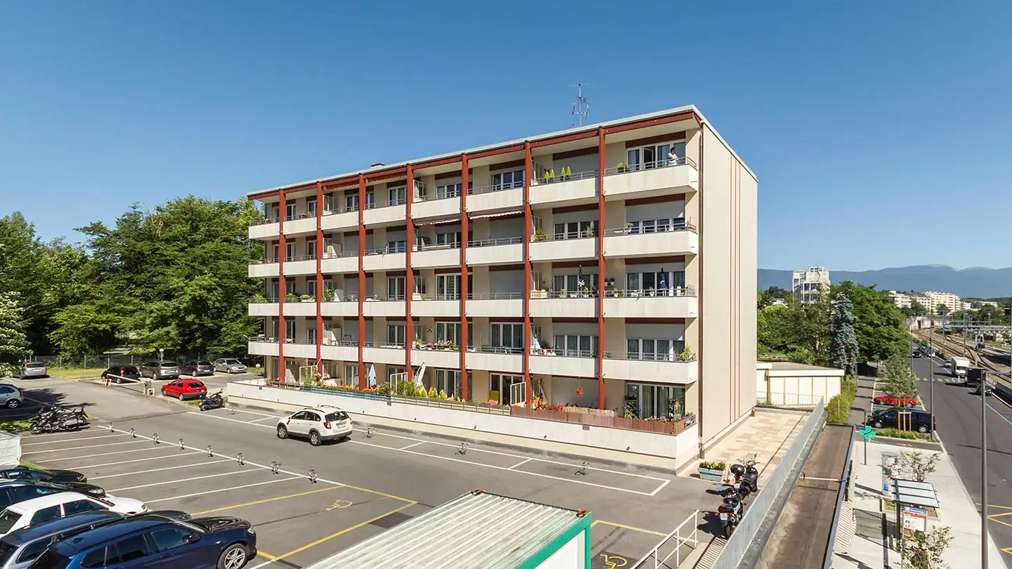 Tiefgaragenstellplatz mieten - Avenue Adrien- Lachenal 5, 1290 Versoix