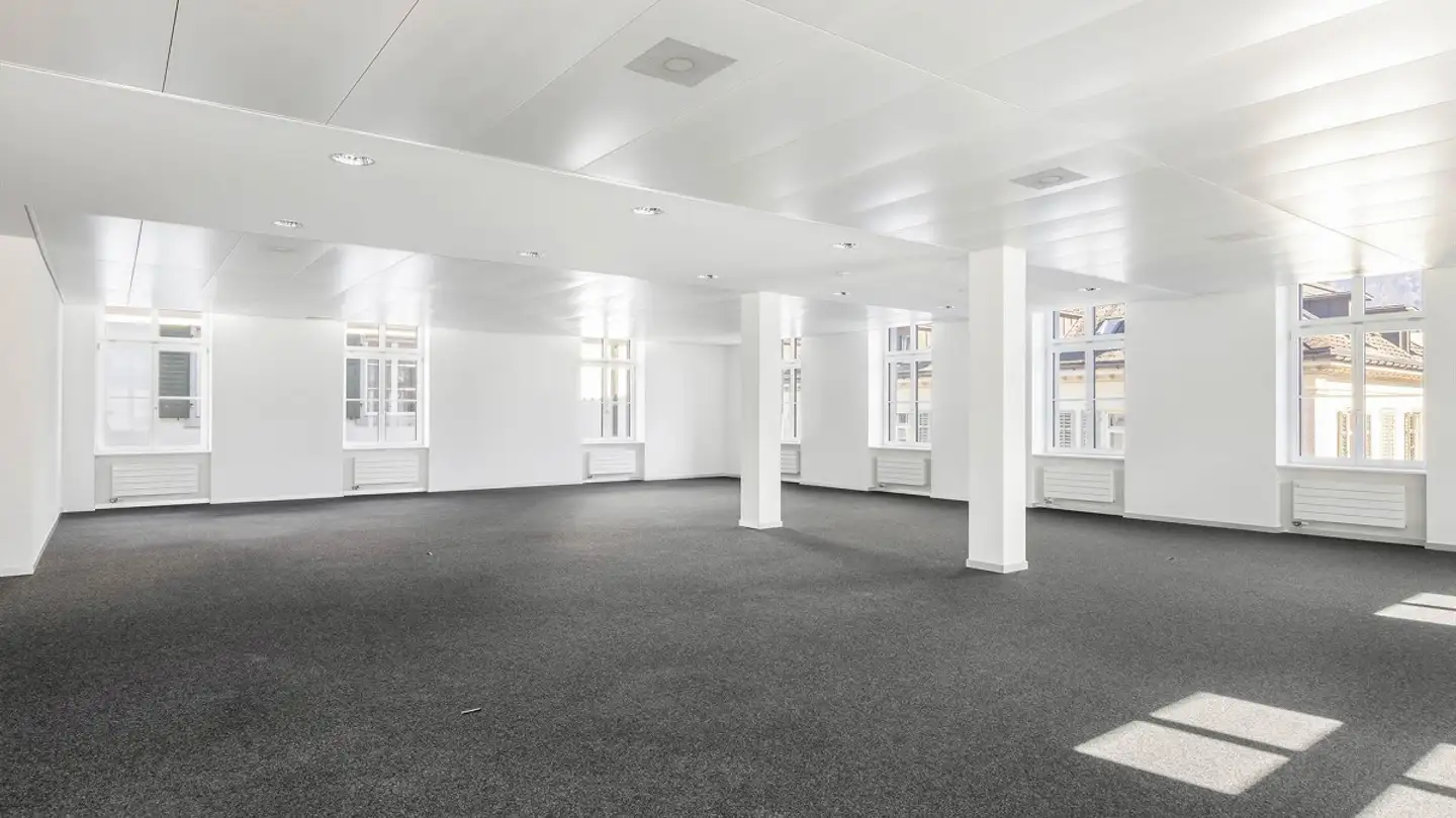 Commerciale in affitto - Bankstrasse 22, 8750 Glarus