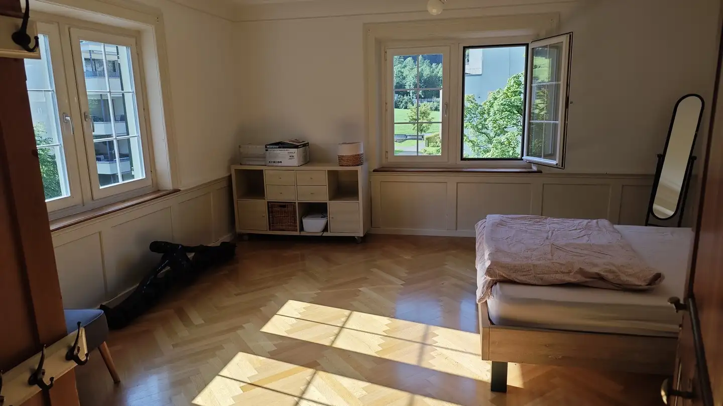 Single room for rent - 8753 Mollis