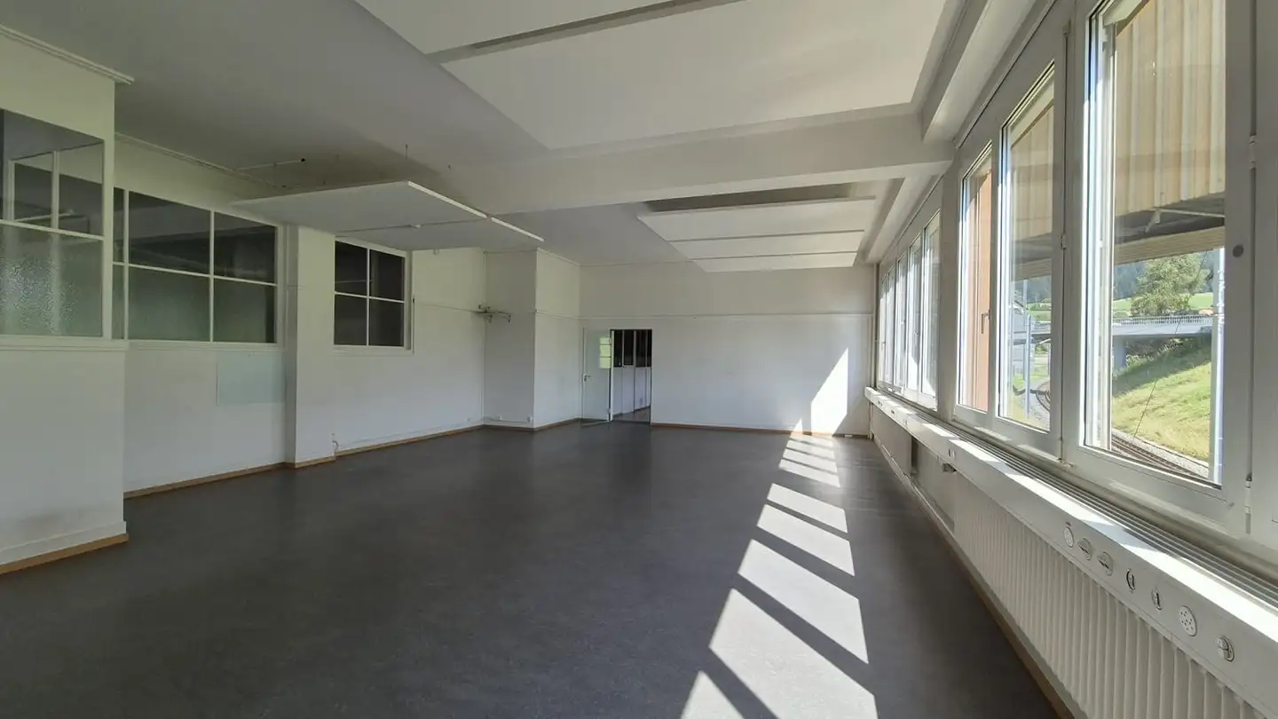 Gewerbe mieten - Rohrstrasse 56, 3507 Biglen - Foto 4