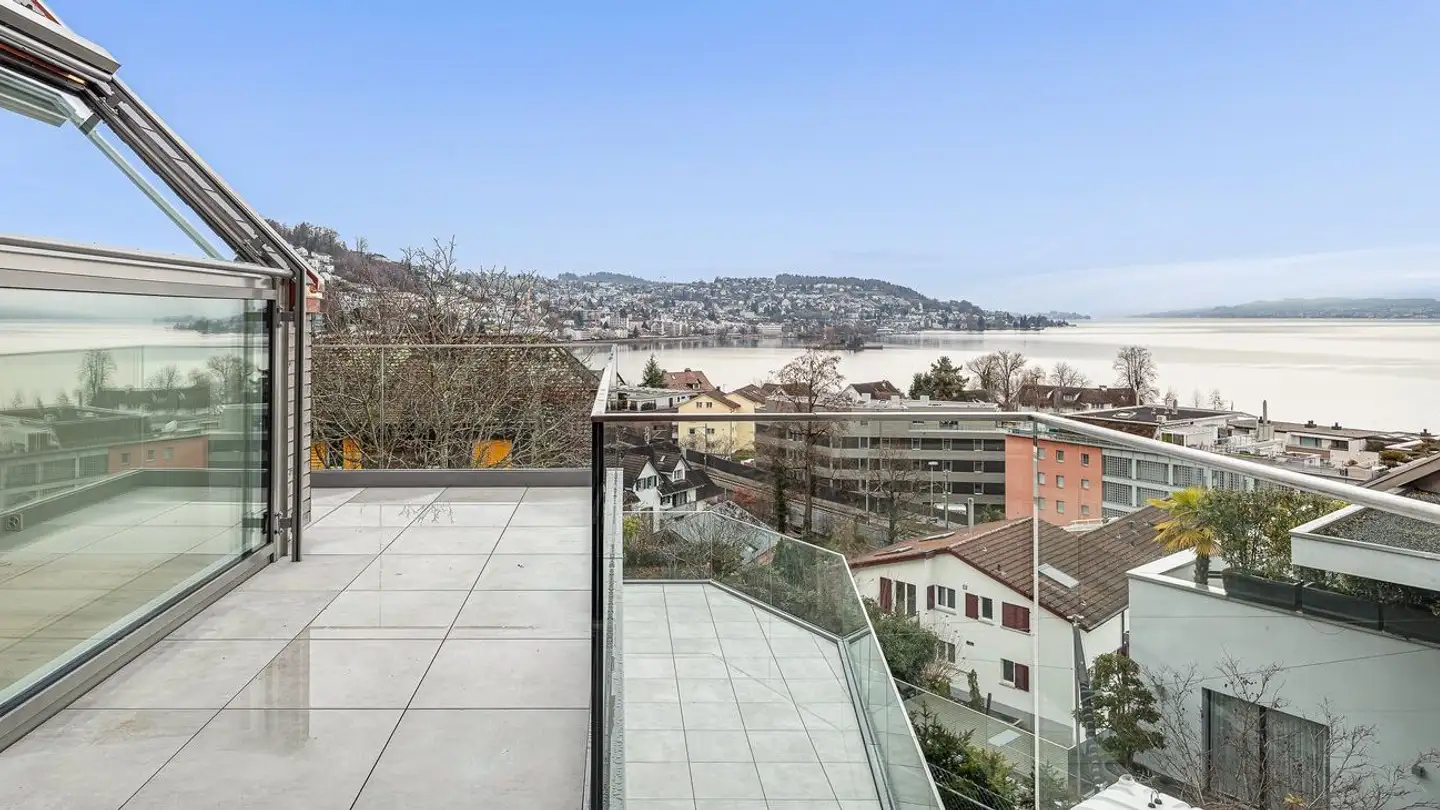 Appartement à louer - Sagiweg 13, 8806 Bäch SZ