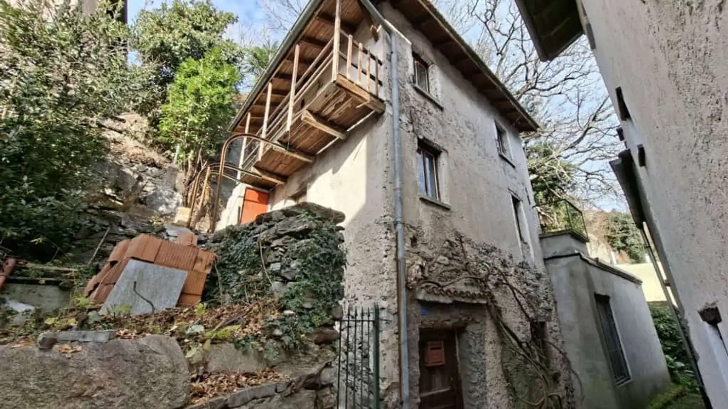 Einfamilienhaus kaufen - Urènn 17a, 6513 Monte Carasso