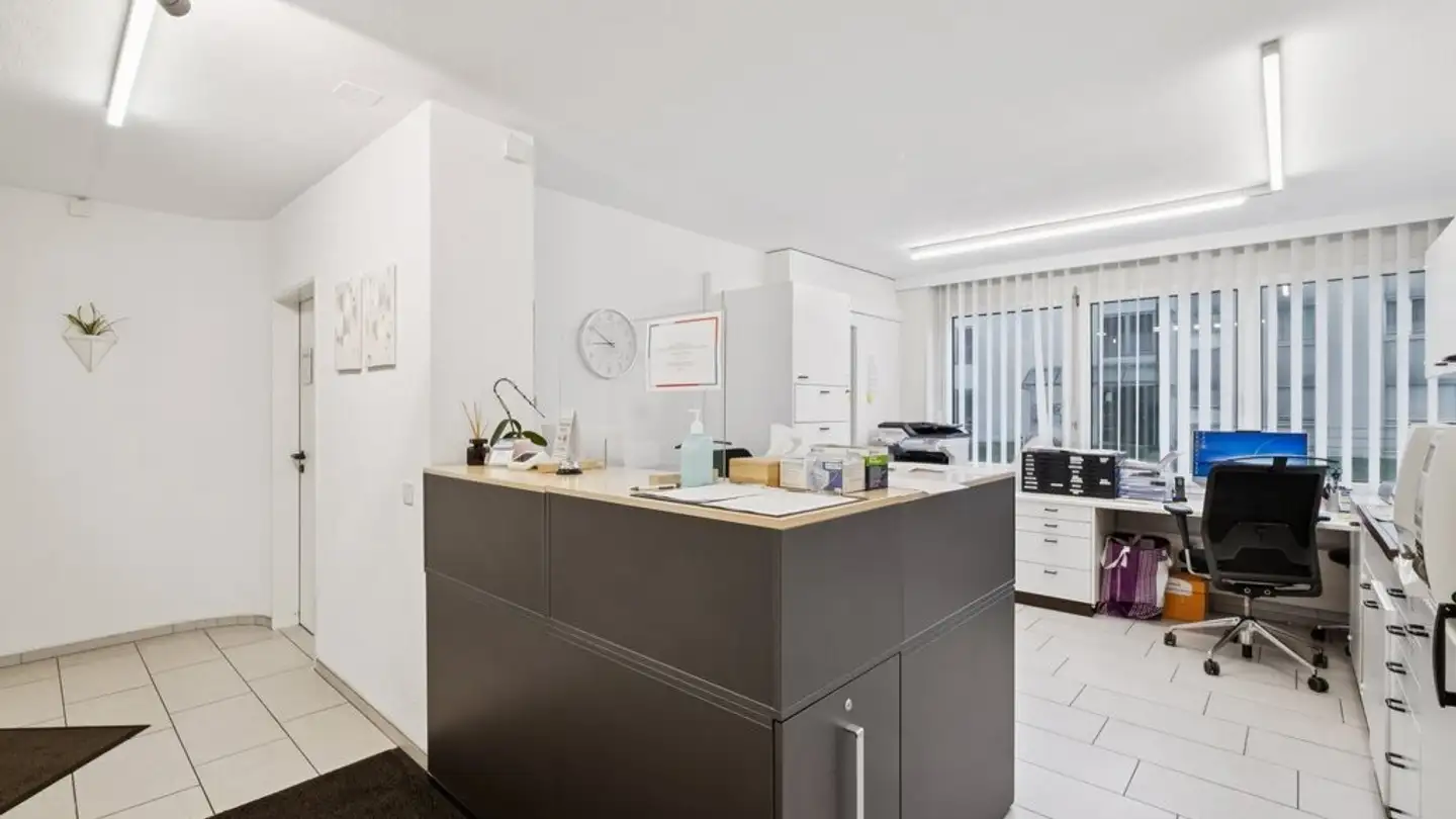 Arztpraxis mieten - Südstrasse 13, 4665 Oftringen - Foto 2