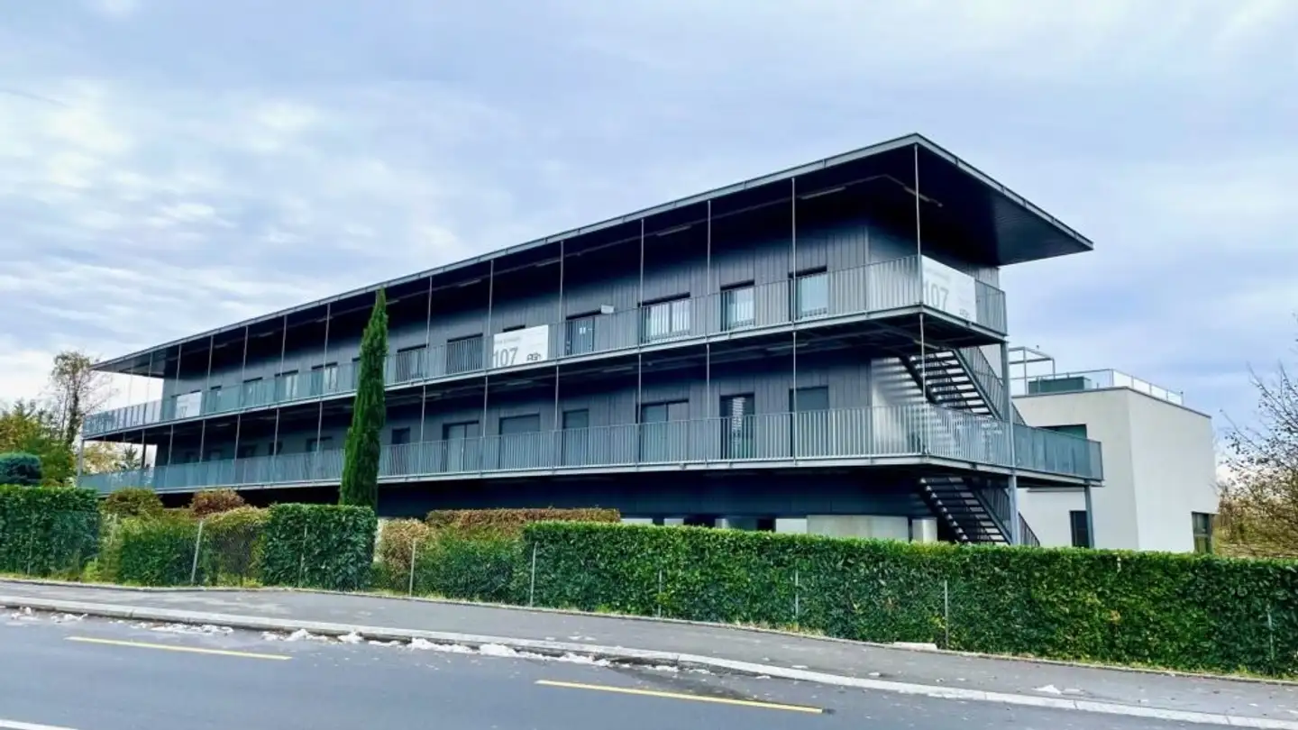 Parkplatz im Freien mieten - Route Cantonale 107, 1025 St-Sulpice VD