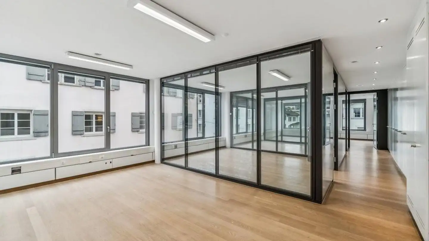 Spazio ufficio in affitto - Rennweg 28, 8700 Küsnacht ZH - Photo 2