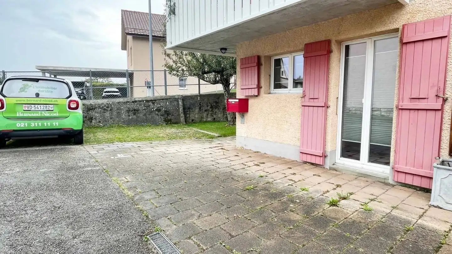 Appartamento in affitto - 1147 Montricher