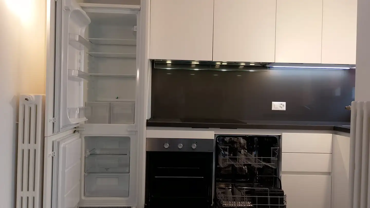 Wohnung mieten - Via Luciano Zuccoli 15, 6900 Paradiso