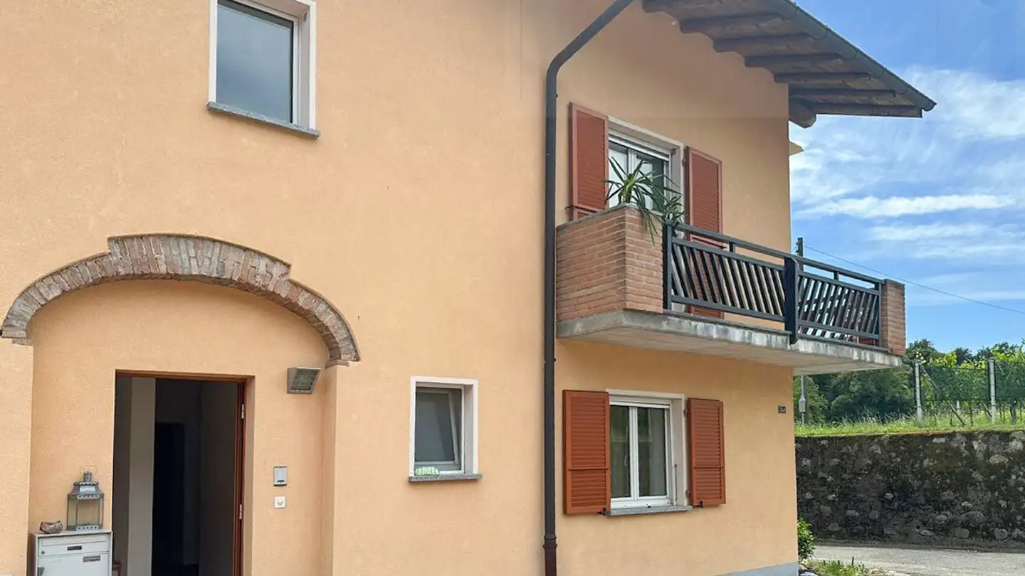 Casa bifamiliare in affitto - Via Prella 24, 6852 Genestrerio