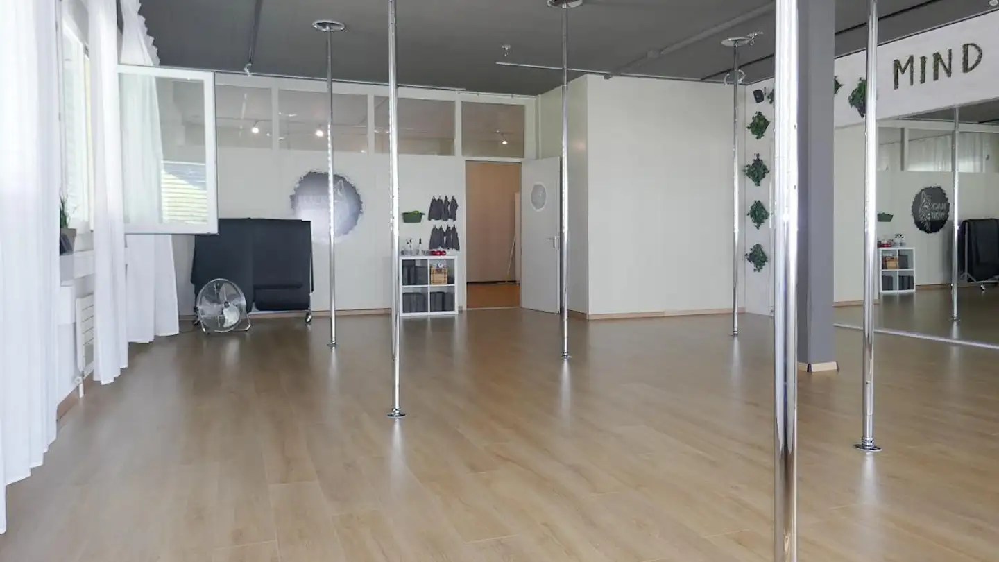 Spazio ufficio in affitto - Kanalstrasse 13, 6362 Stansstad