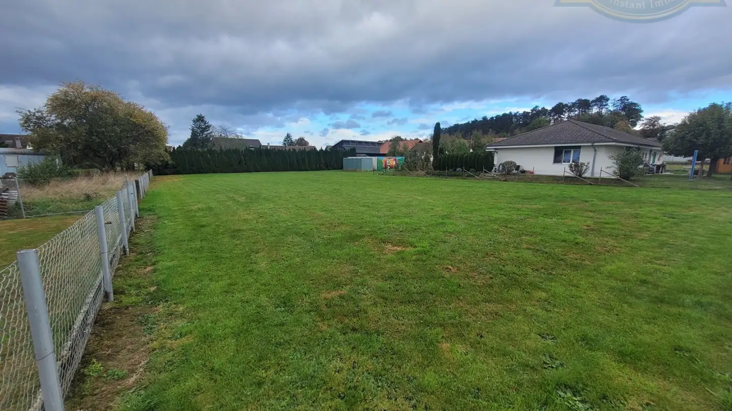 Constructible plot for sale - 2946 Miécourt