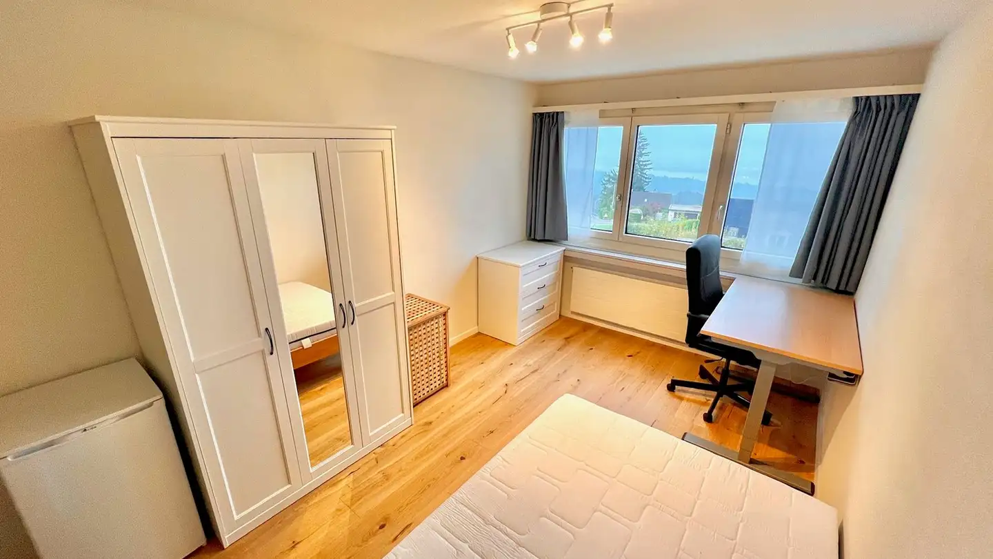 Studio à louer - Hochwachtstrasse 3, 8135 Langnau am Albis