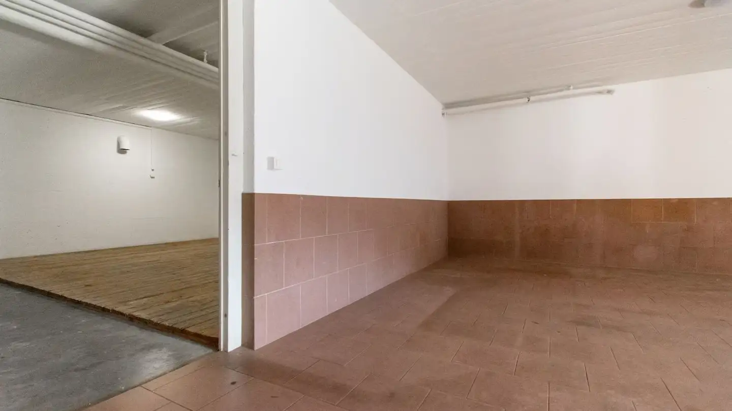 Spazio di archiviazione in affitto - Via Circonvallazione 8, 6952 Canobbio
