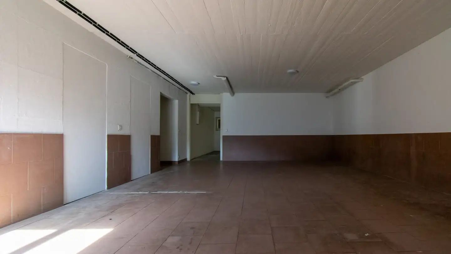 Spazio di archiviazione in affitto - Via Circonvallazione 8, 6952 Canobbio - Foto 2