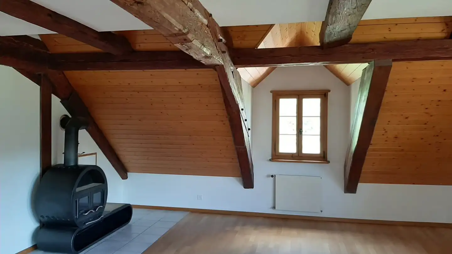 Dachgeschosswohnung mieten - Unter Moos 12, 8630 Rüti ZH - Foto 2