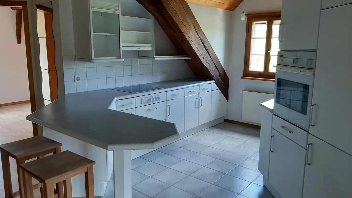 Dachgeschosswohnung mieten - Unter Moos 12, 8630 Rüti ZH - Foto 4