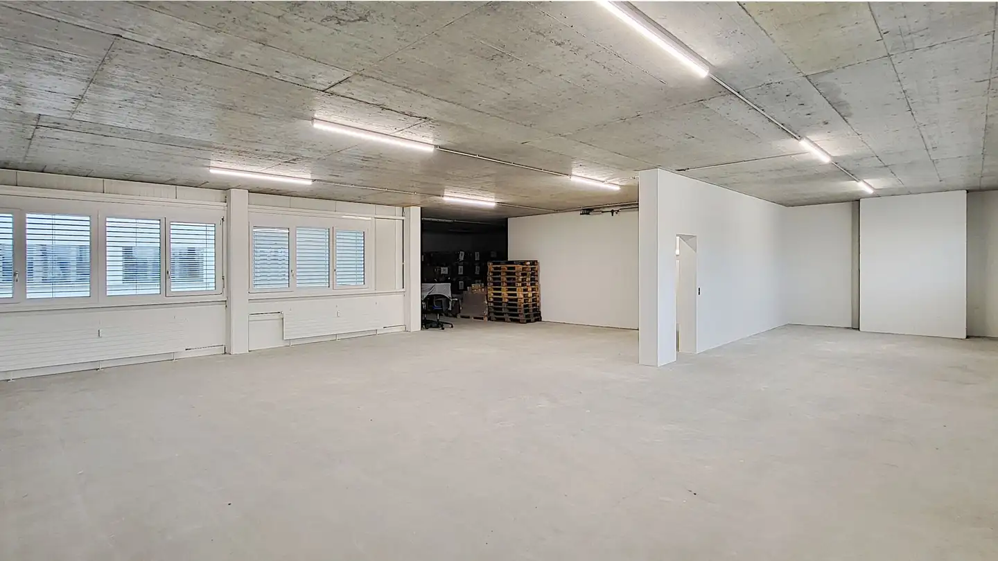 Shop for rent - Sternenfeldstrasse 14, 4127 Birsfelden - Photo 2