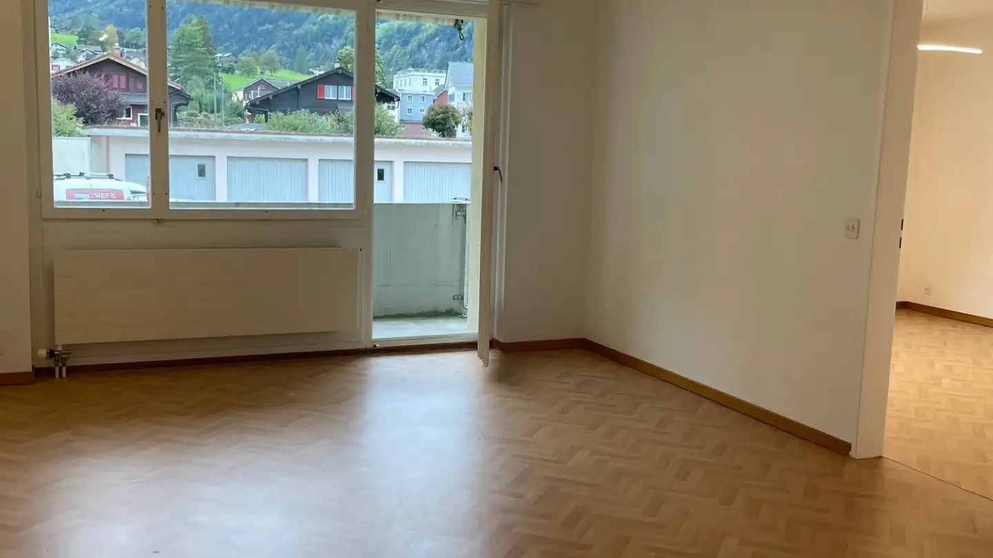 Apartment for rent - Schulhausstrasse 1, 8783 Linthal - Photo 3