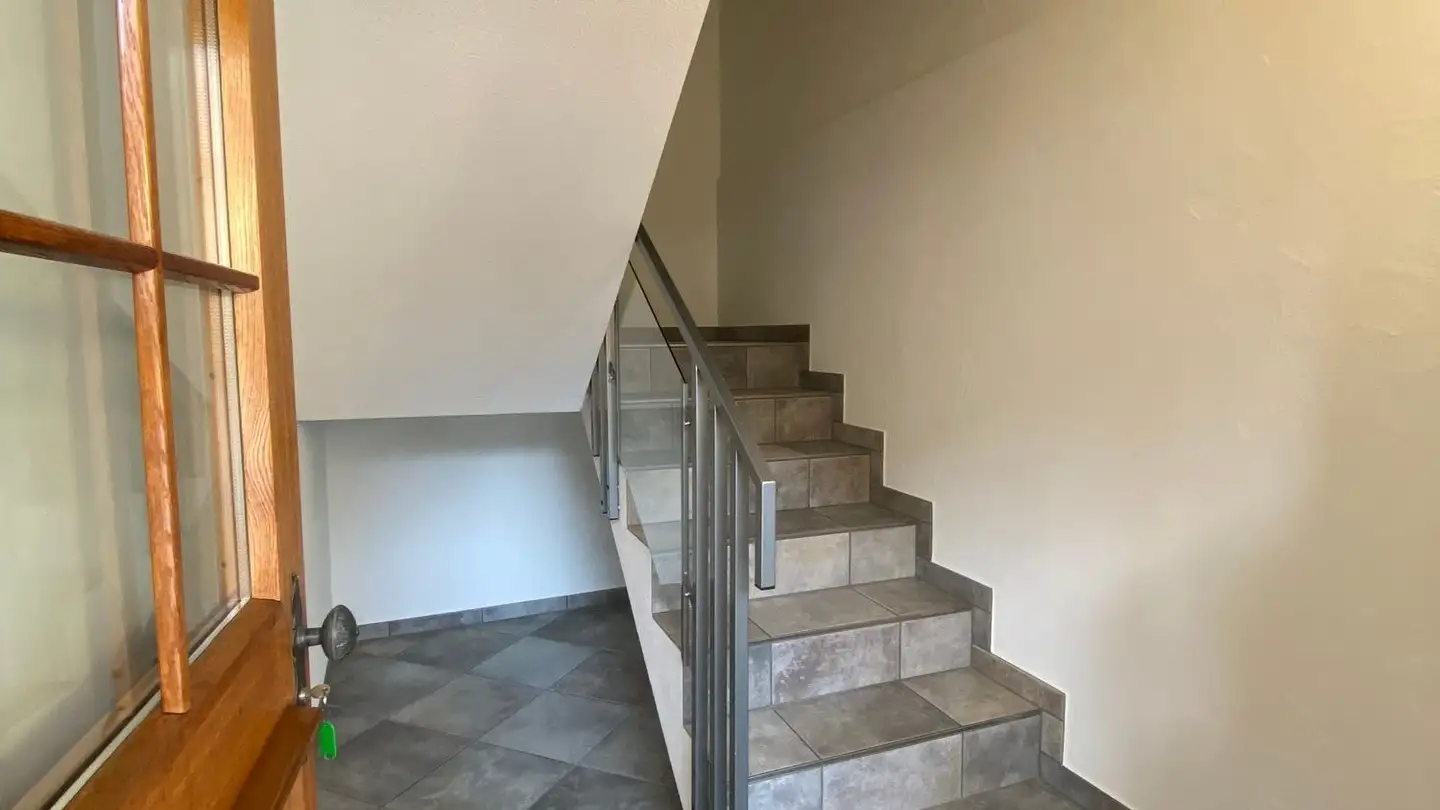 Dachgeschosswohnung mieten - Tössriederenstrasse 45a, 8193 Eglisau - Foto 2