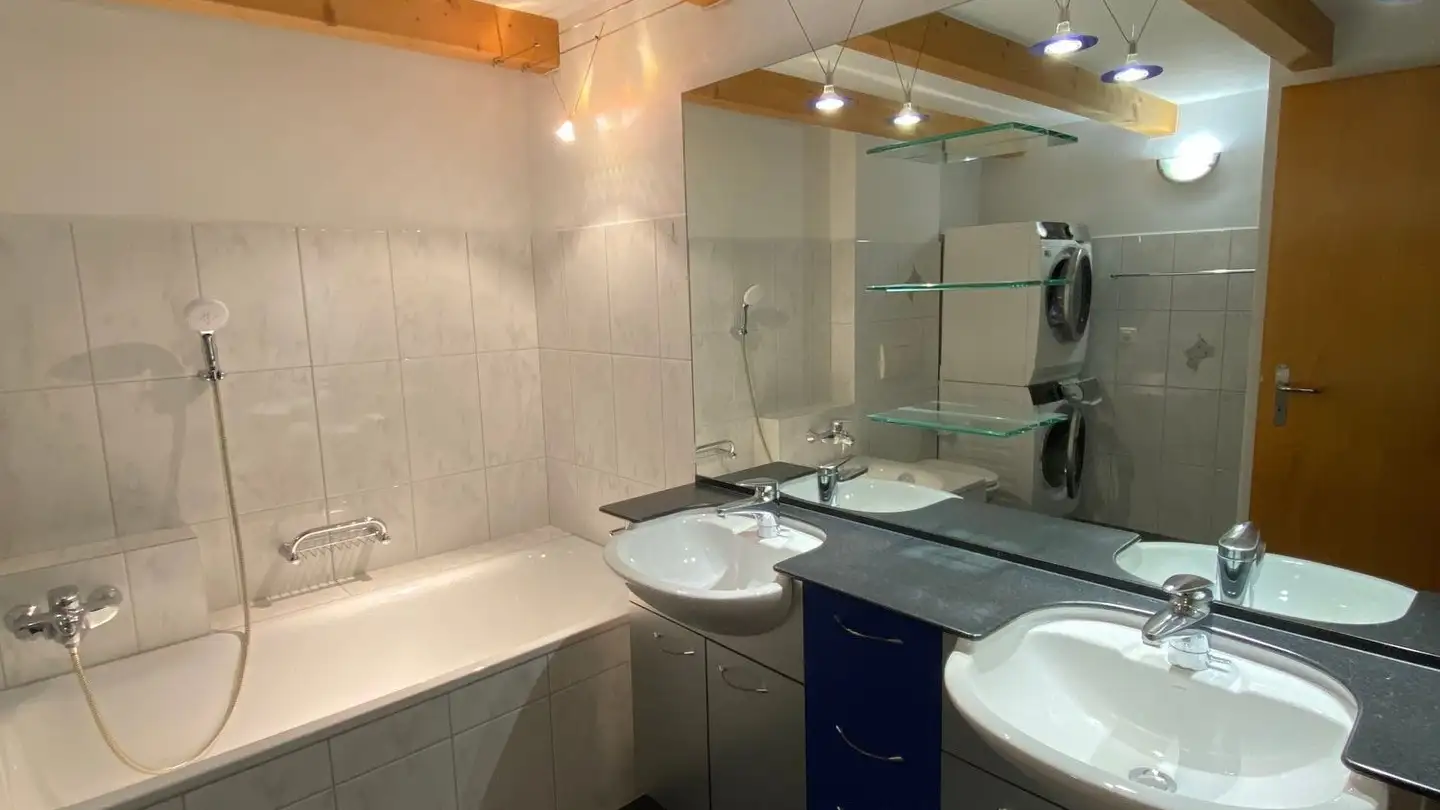 Dachgeschosswohnung mieten - Tössriederenstrasse 45a, 8193 Eglisau - Foto 4