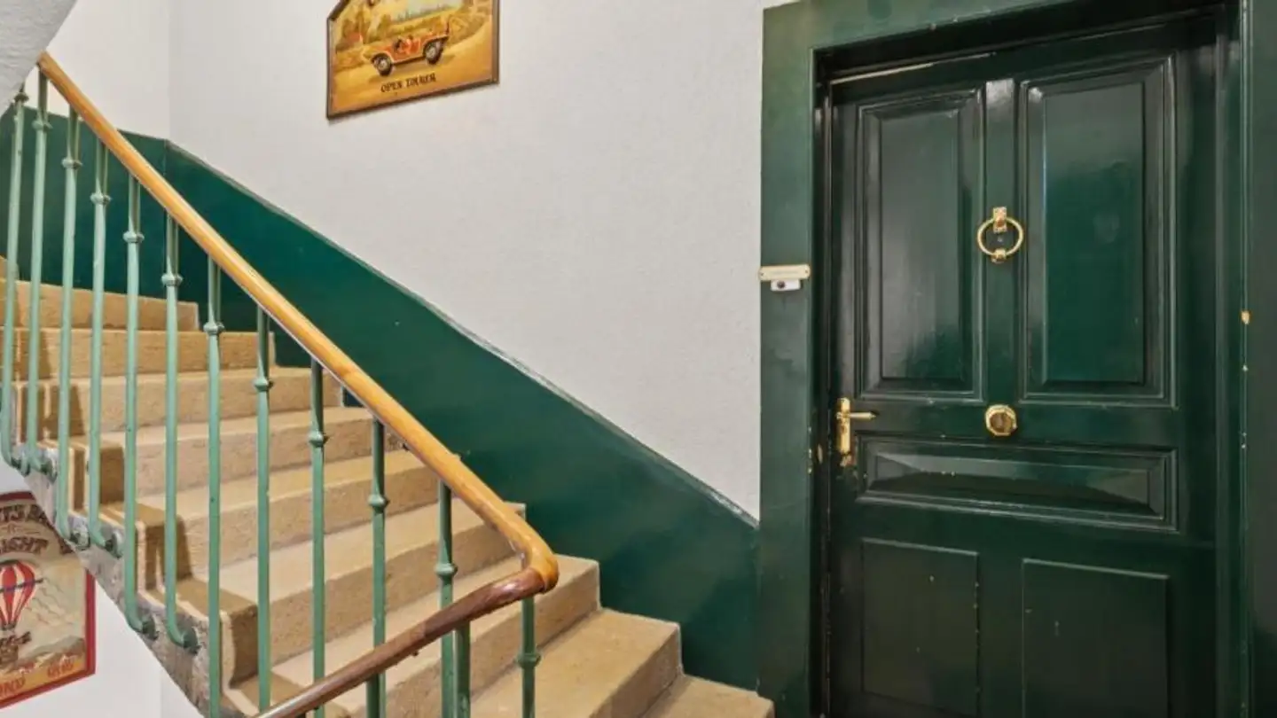 Mixed-use building for sale - 2400 Le Locle - Photo 2