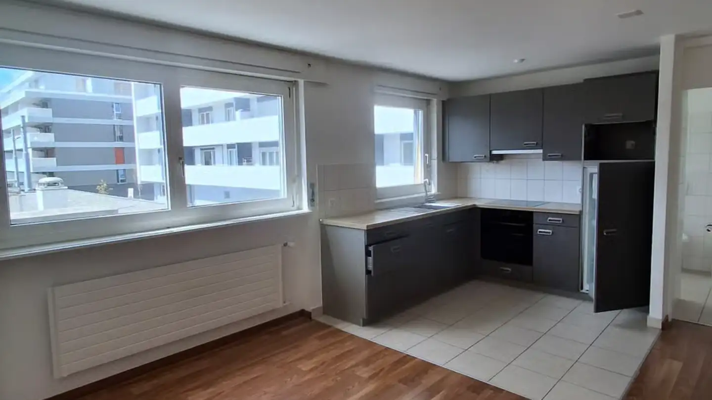 Apartment for rent - Rue De La Charrière 73, 2300 La Chaux-de-Fonds - Photo 2