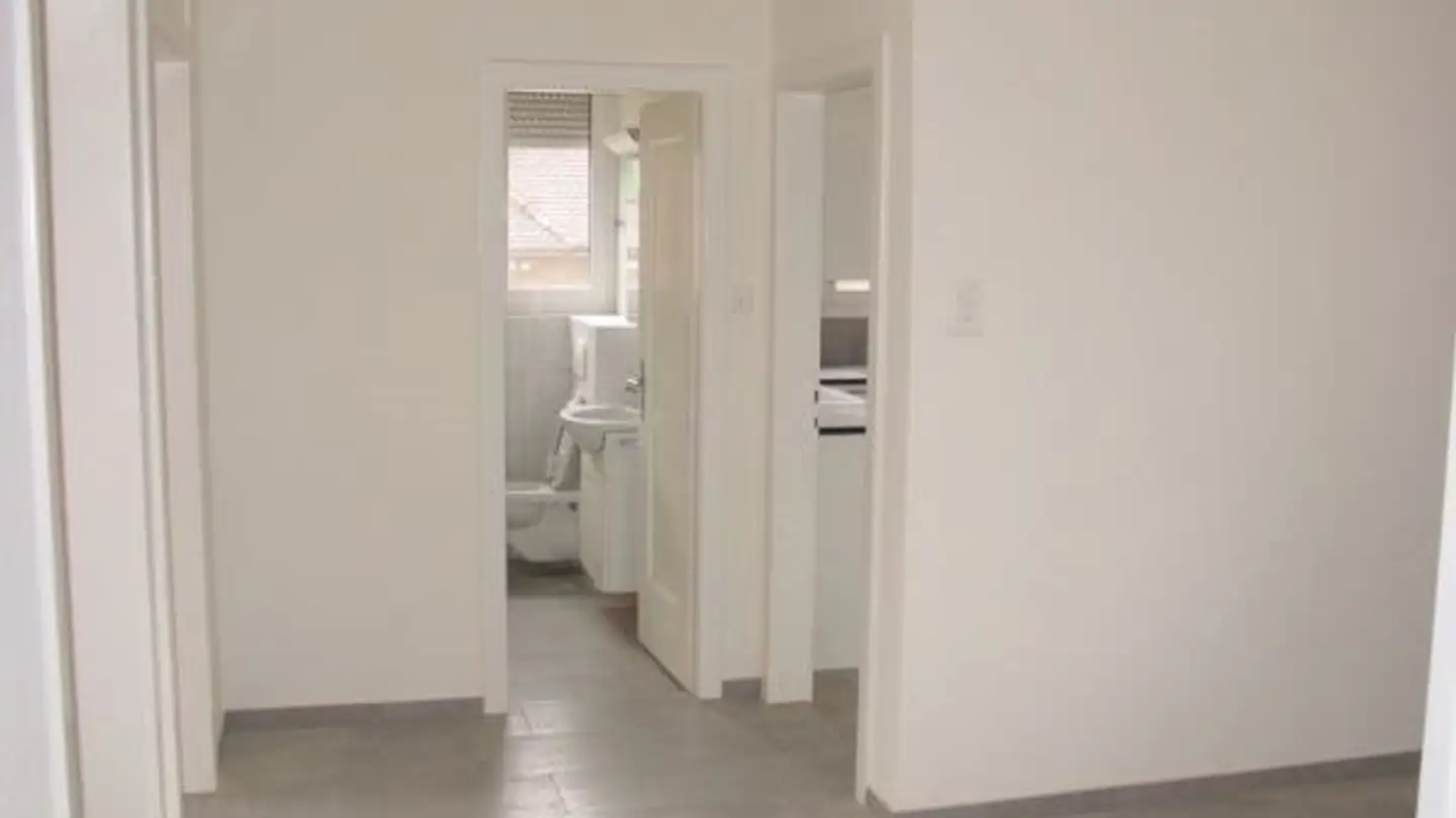 Appartamento in affitto - Rue Du Faucon / Falkenstrasse 23, 2502 Biel/Bienne - Photo 2