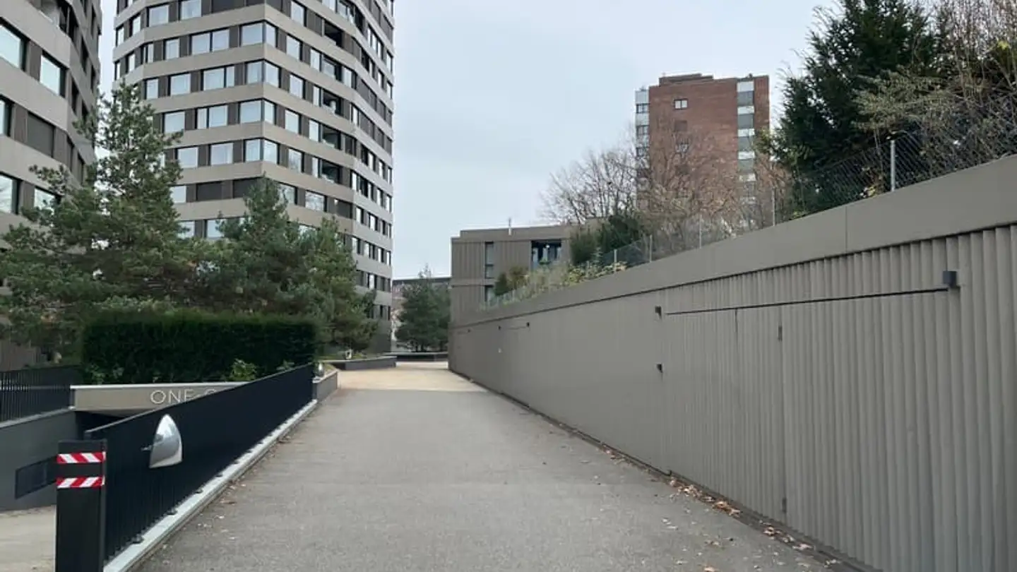 Covered parking space for rent - Zugerstrasse 114, 6330 Cham - Photo 4