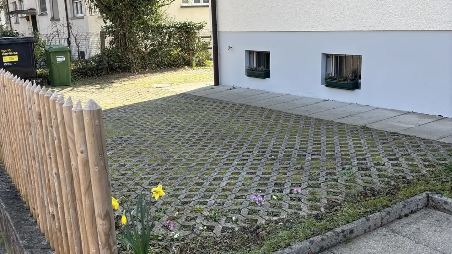 Parkplatz im Freien mieten - 8047 Zürich