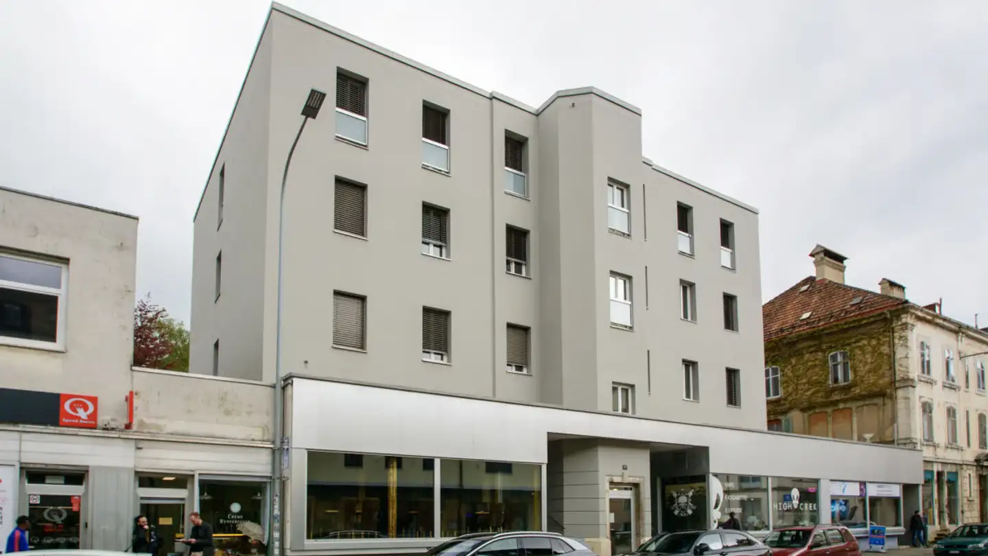 Mixed-use building for sale - 2300 La Chaux-de-Fonds