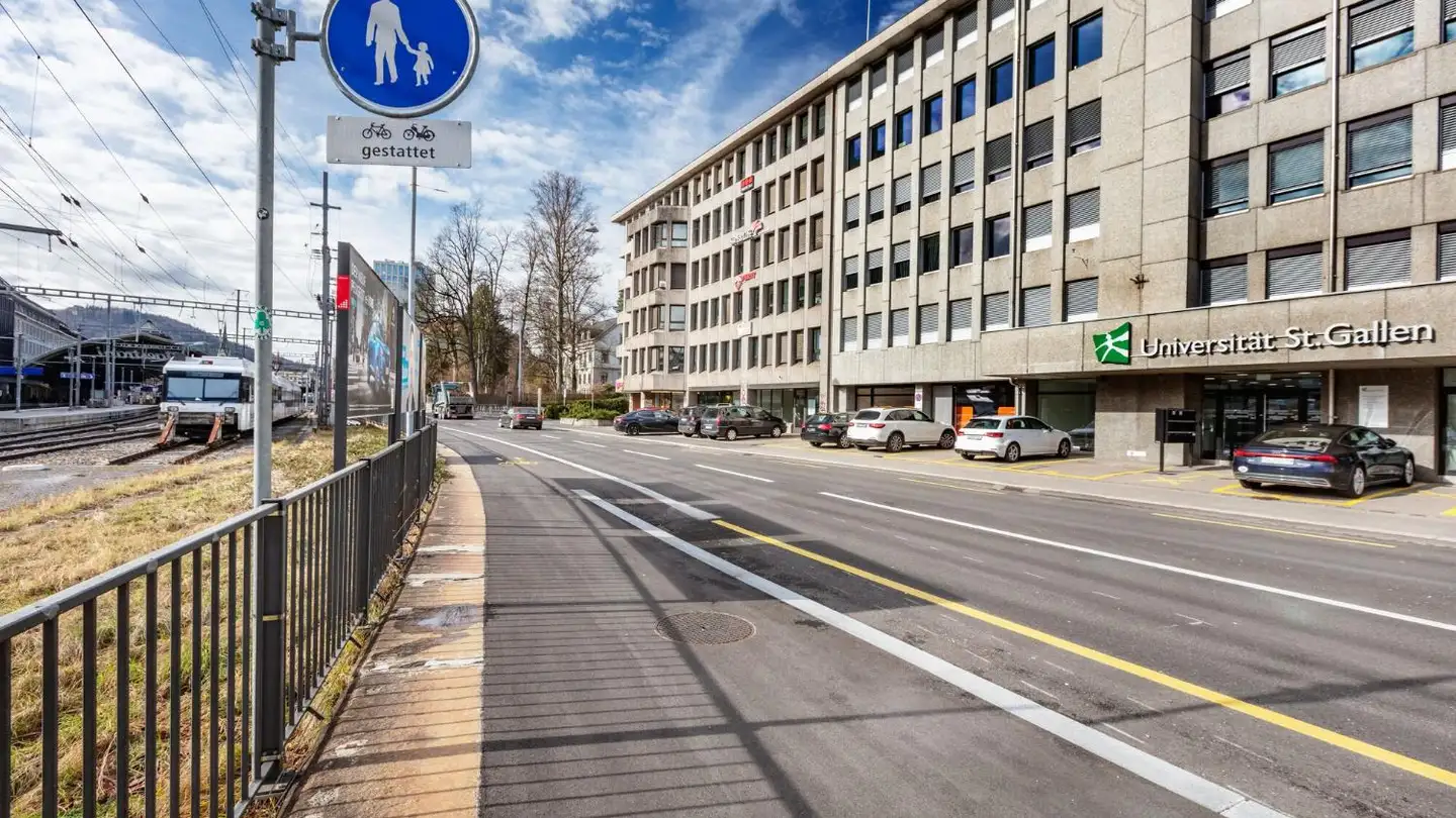Magasin à louer - Rosenbergstrasse 32, 9000 St. Gallen - Photo 2