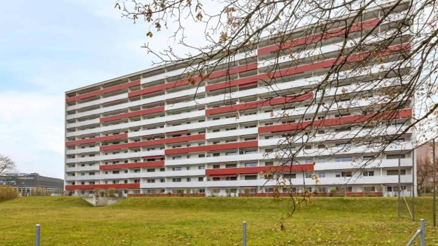 Appartement à louer - Rue Des Crêtets 141, 2300 La Chaux-de-Fonds