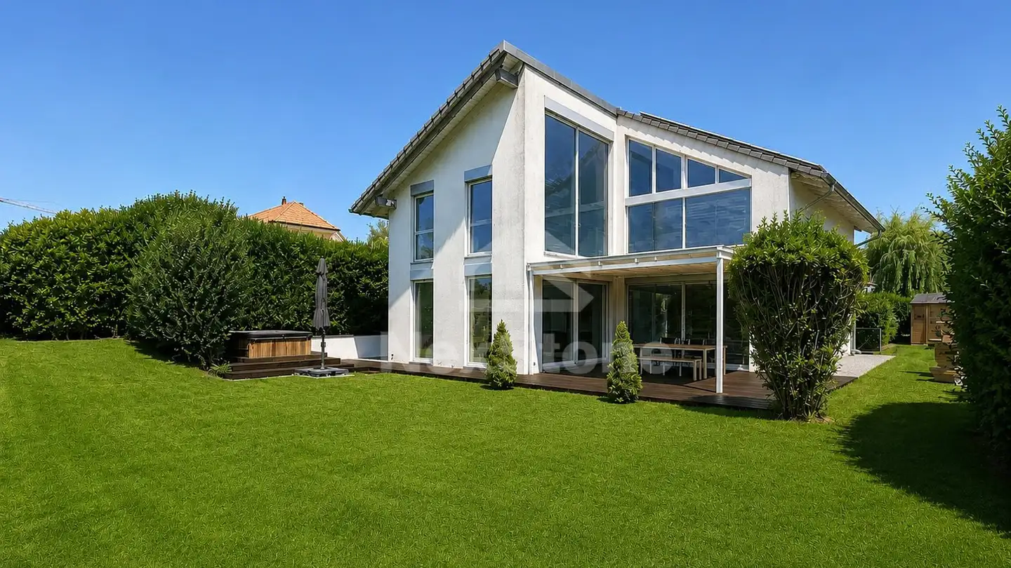 Single house for sale - 1080 Les Cullayes