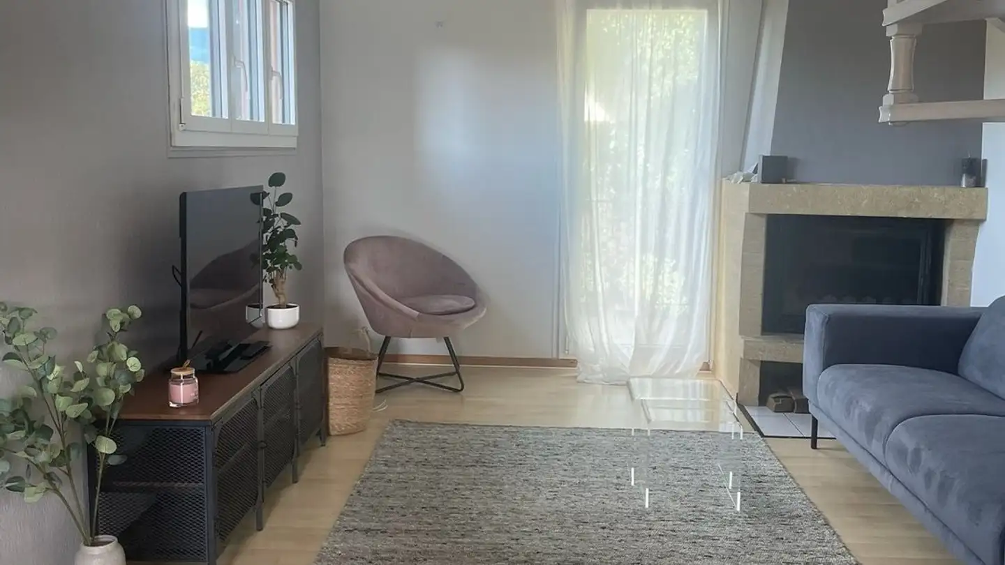 Apartment for rent - 1266 Duillier