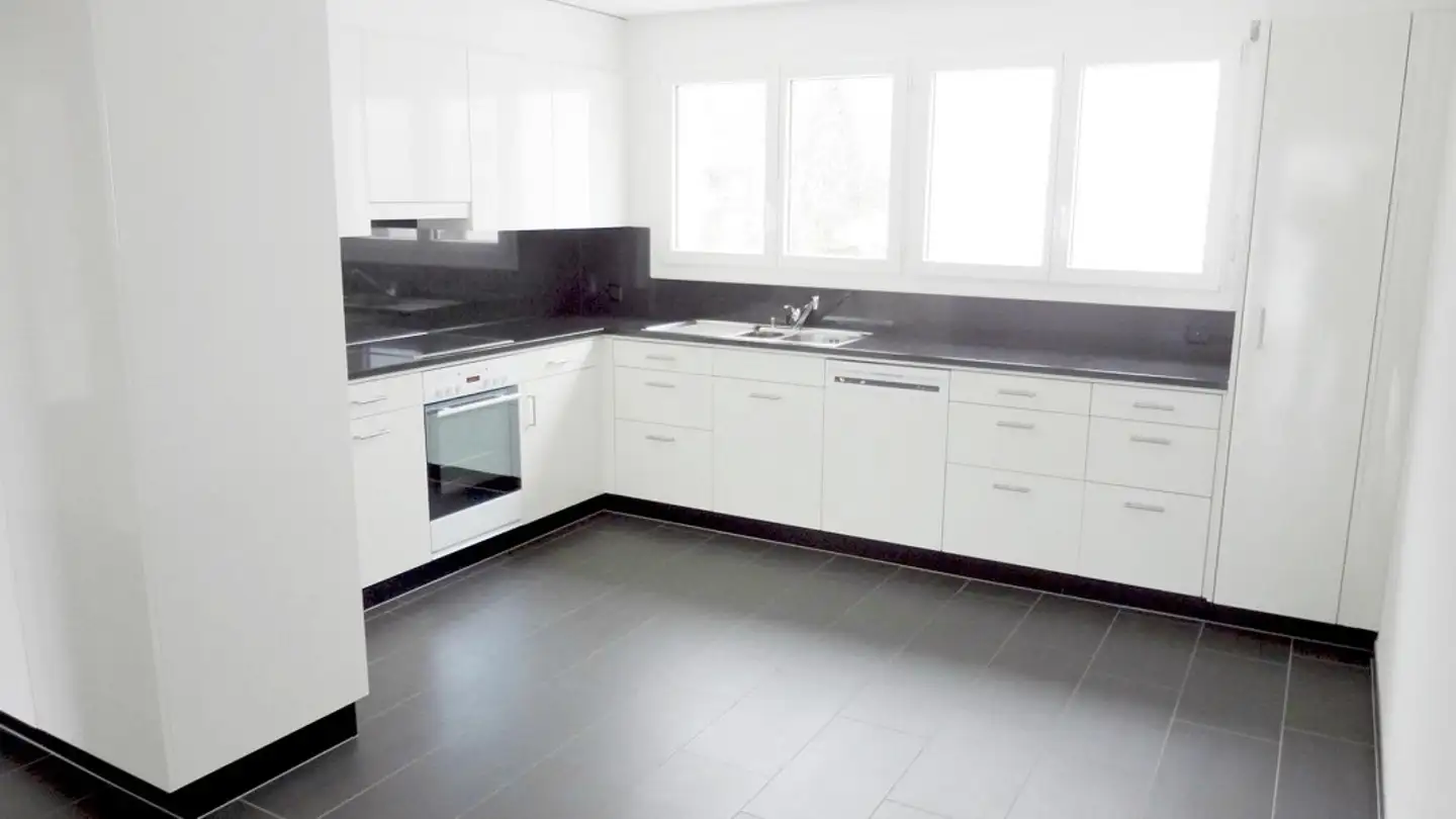 Appartamento in affitto - Burgstrasse 11d, 7012 Felsberg