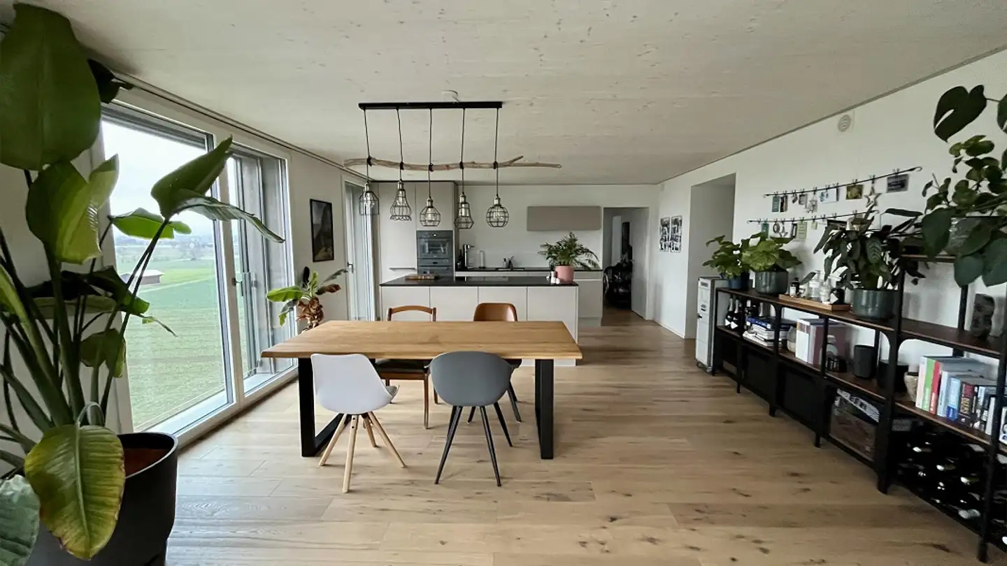 Penthouse mieten - Huebwisstrasse 14, 8117 Fällanden